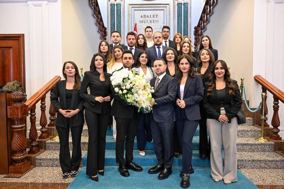 BAKAN GÜRLEK'TEN "AHBAPLAR SUÇ ÖRGÜTÜ", UYUŞTURUCU, İMAMOĞLU VE TERÖRSÜZ TÜRKİYE AÇIKLAMASI: "SADECE FUTBOL DEĞİL, BASKETBOL DA DAHİL OLMAK ÜZERE FARKLI SPOR ALANLARINDA YASA DIŞI BAHİS VE ŞİKE İDDİALARI İNCELENİYOR" "FETÖ BİR CASUSLUK ÖRGÜTÜ" "GÜLİSTAN DOKU DOSYASINDA NAAŞIN BULUNMASI İÇİN ÇALIŞMA SÜRÜYOR" "KAŞİF KOZİNOĞLU'NUN ÖLÜMÜ YENİDEN ARAŞTIRILIYOR. BU KONUDA ŞİKAYETLER VE İHBARLAR VARDI" "46 MAKTULÜN YER ALDIĞI 40 DOSYA AYDINLATILDI" "BUNDAN SONRAKİ SÜREÇTE UYUŞTURUCUYLA MÜCADELENİN FARKLI ALANLARINDA DA ADLİ SORUŞTURMALAR GÜNDEME GELEBİLİR" ("AHBAPLAR SUÇ ÖRGÜTÜ" SORUŞTURMASI) "TOPLANAN YARDIMLARIN AMACINA UYGUN KULLANILIP KULLANILMADIĞI BİZİM İÇİN SON DERECE ÖNEMLİ" "BİR KİŞİ, O TARİHLERDE AMERİKA'DA BULUNAN KLİNİĞİNE HALUK LEVENT'İN GELDİĞİNİ ANLATTI. SÖZ KONUSU PARA 4 MİLYON 600 BİN DOLAR" "UMUT ALTAŞ VE EYLEM TOK'UN İADE SÜREÇLERİ TAKİP EDİLİYOR" "İMAMOĞLU DOSYASINA İLİŞKİN EK İDDİANAME ÇALIŞMALARI SÜRÜYOR"