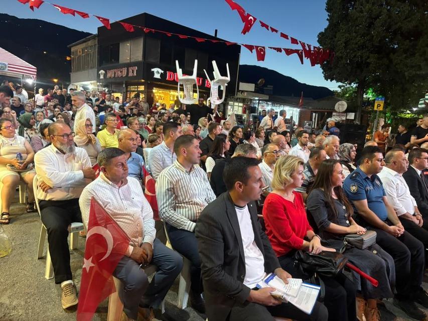 Kuşadası, Didim ve Bozdoğan'da 15 Temmuz unutulmadı
