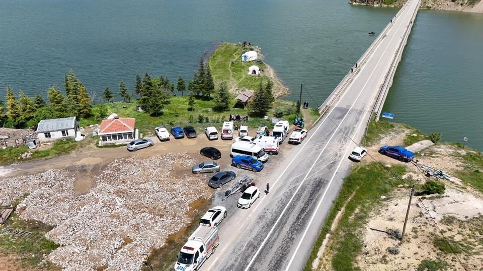 Irmağa düşen gençten acı haber geldi