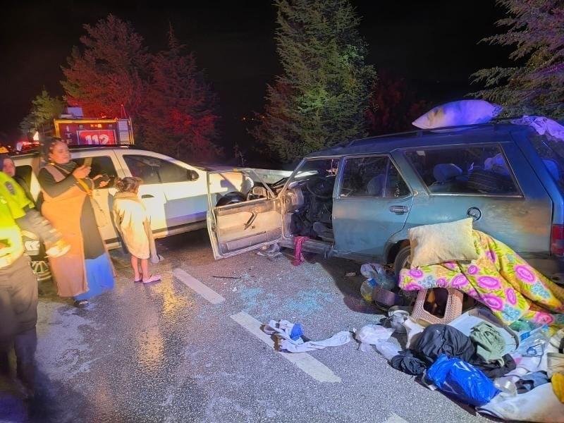 Ters yön faciası: 2’si çocuk 6 yaralı