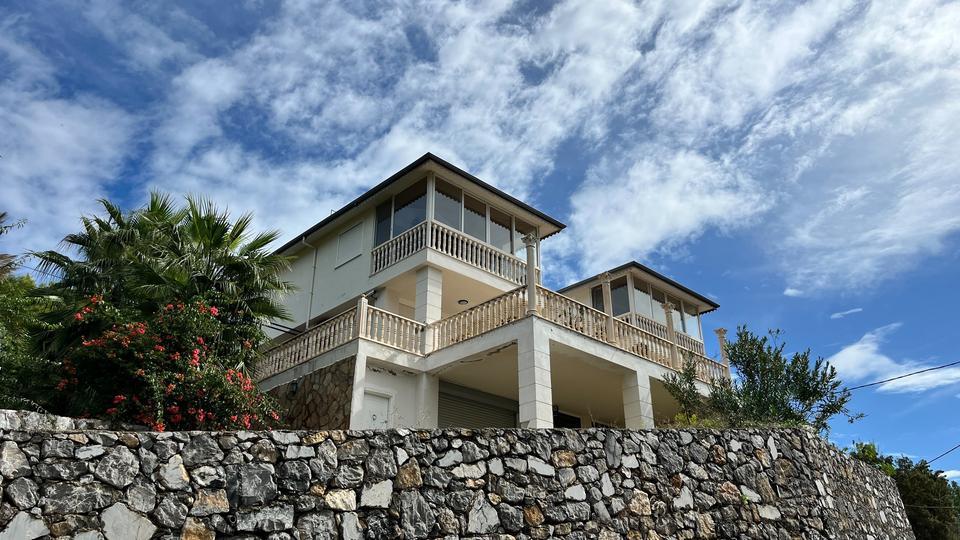 ALANYA'DA HOLLANDALI YAŞLI ÇİFT EVLERİNDE ÖLÜ BULUNDU