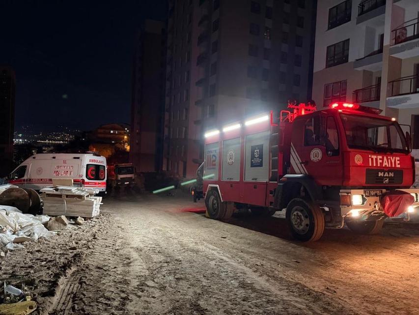 Cezaevinden bayram izni için çıktı, 3 kişiyi bıçakladı