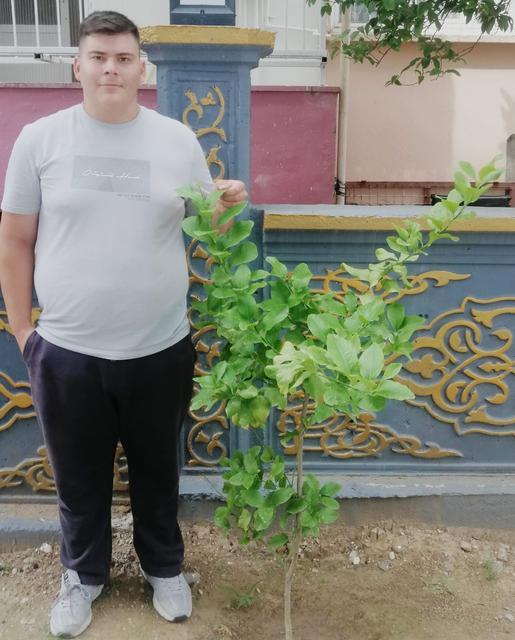 Nazilli'de genç yüreğiyle doğaya sahip çıkıyor