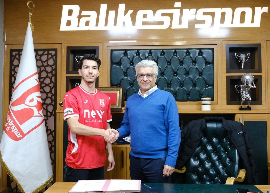 Nazilli'den Balıkesir'e transfer oldu