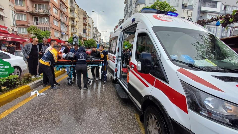 BİSİKLET İLE TİCARİ ARAÇ ÇARPIŞTI: 1 YARALI