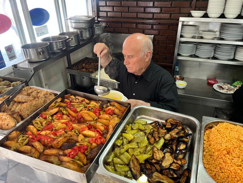 Manavlar İçi Lokantacı Esnafı Mehmet Atakan