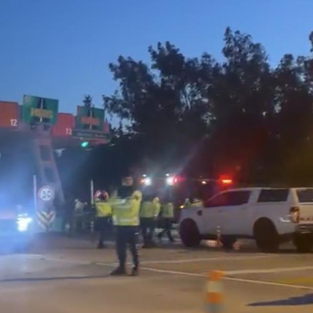 Alev alan otomobilde hayatını kaybeden genç doktor son yolculuğuna uğurlandı