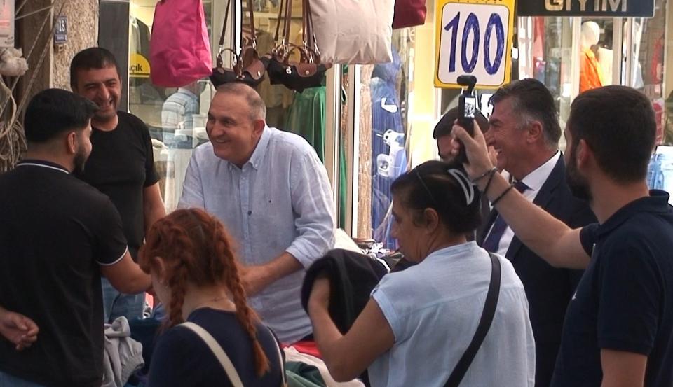 Karakaş ve Ertürk İncirliova esnafını ziyaret etti