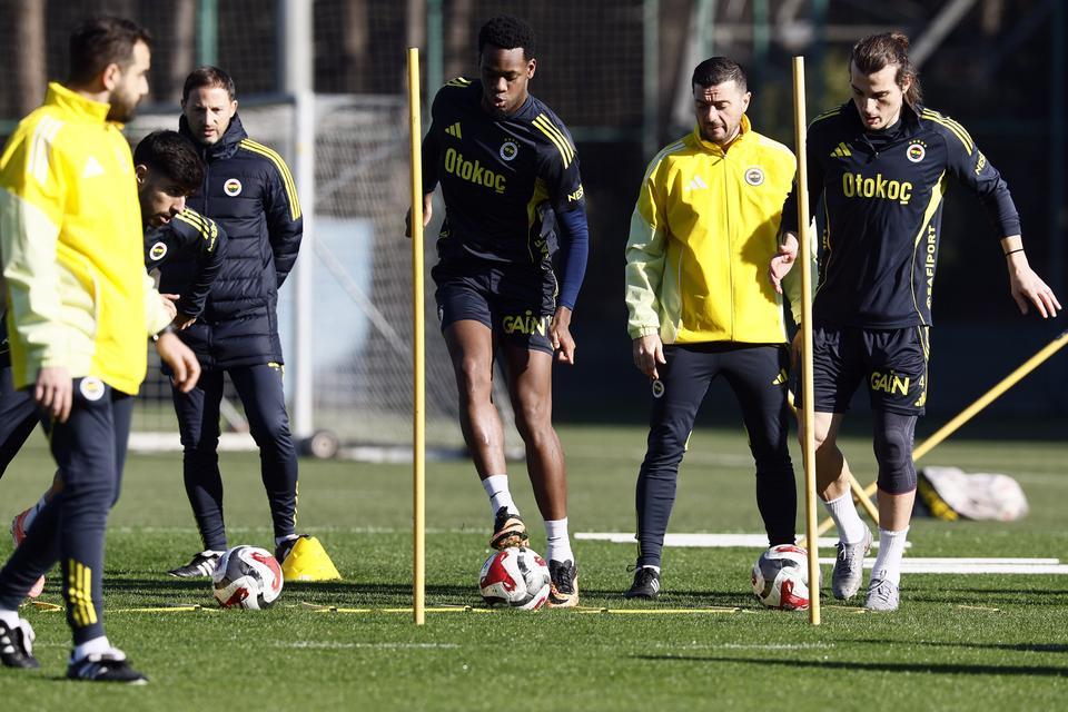 Fenerbahçe'de Eyüpspor mesaisi devam etti