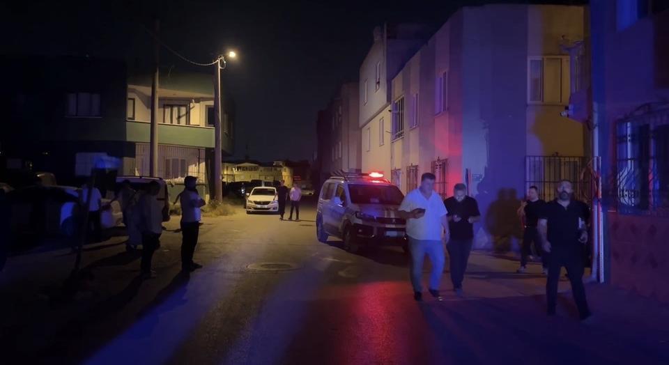 Sokak ortasında silahlı kavga: 1 yaralı