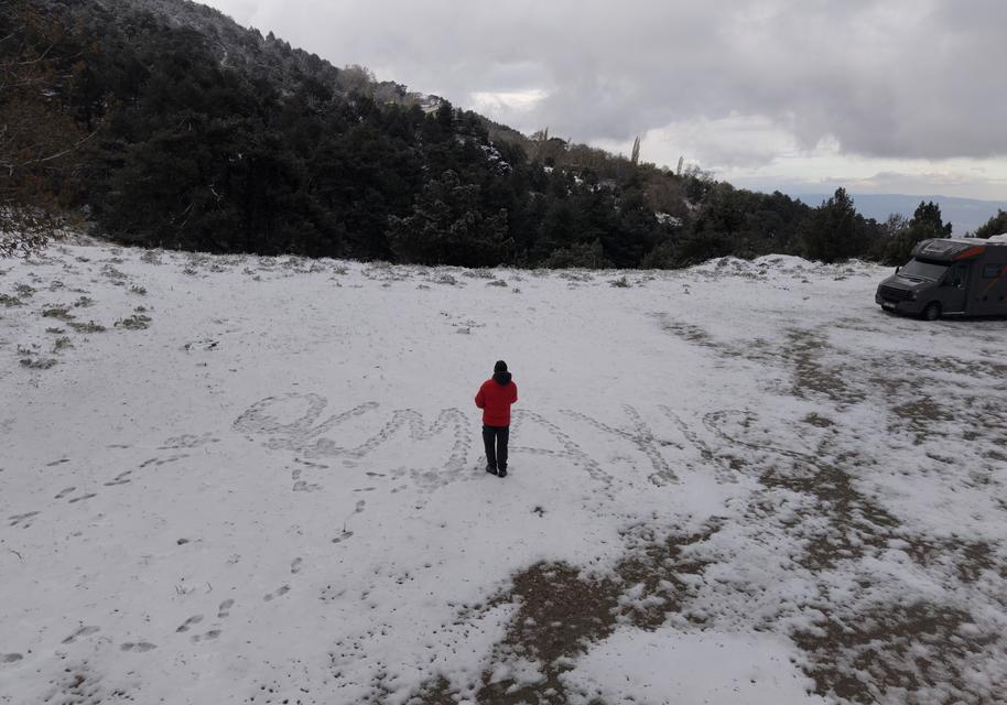 Aydın 4 Mayıs’a karla uyandı