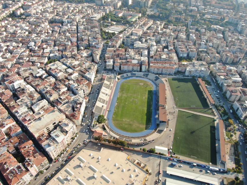 AYDIN'IN ADNAN MENDERES STADYUMU İÇİN DÜĞMEYE BASILDI, YIKIM İÇİN İHALE ÇIKACAK