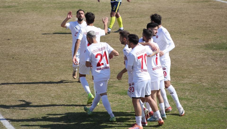 İncirliova, 3 puanı 3 golle aldı