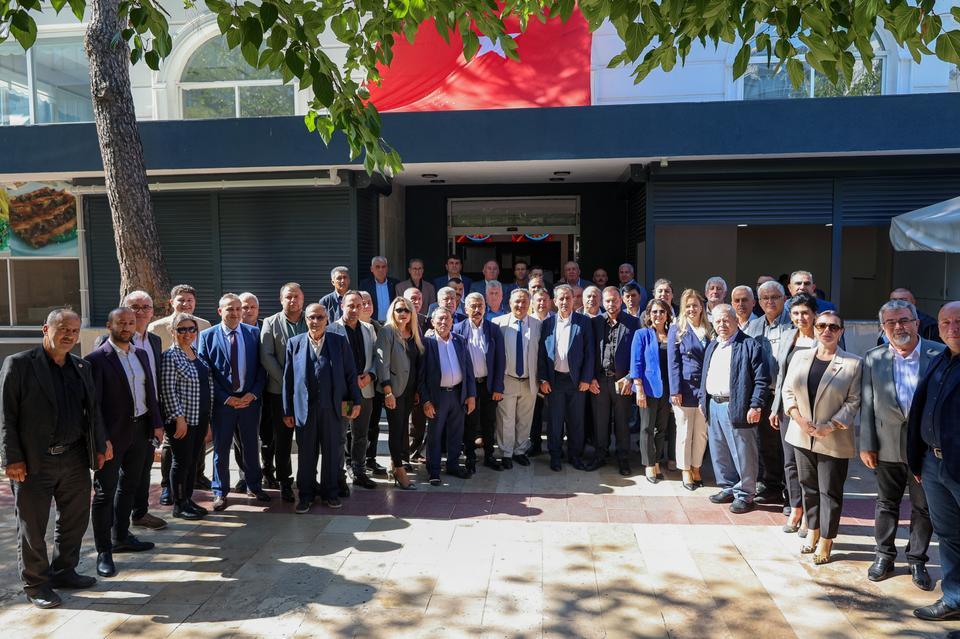 Başkan Yetişkin yerel demokrasinin temsilcileriyle buluştu