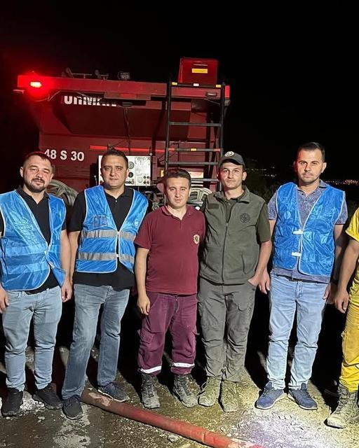 Ülkü Ocakları'ndan yangınla mücadeleye destek