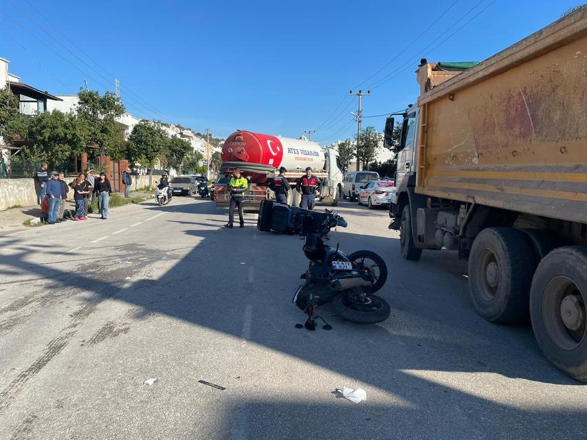 Trafik kazası : 1 ölü, 1 yaralı