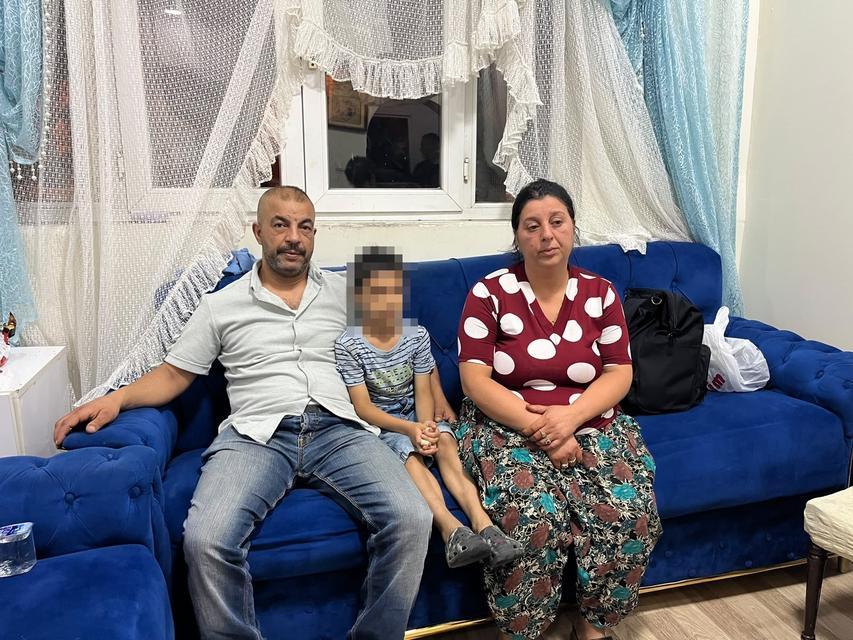 Eşiyle tartıştı evi terk etti