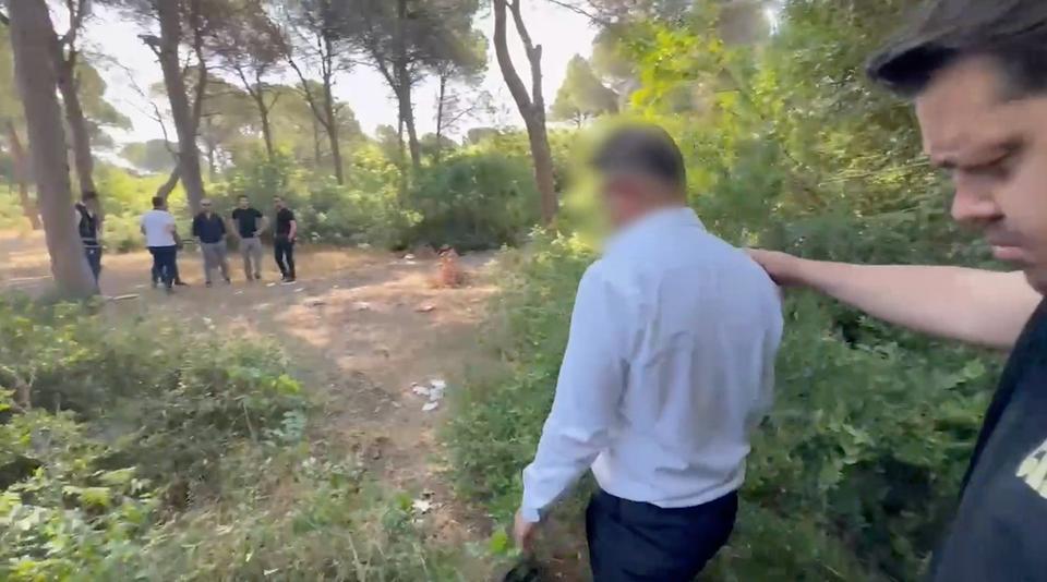 7 YILDIR KAYIP OLAN KADININ EŞİ TARAFINDAN ÖLDÜRÜLDÜĞÜ ORTAYA ÇIKTI CESEDİ ORMANLIK ALANA GÖMÜLEN KADININ ÖLÜMÜ YILLAR SONRA AYDINLATILDI