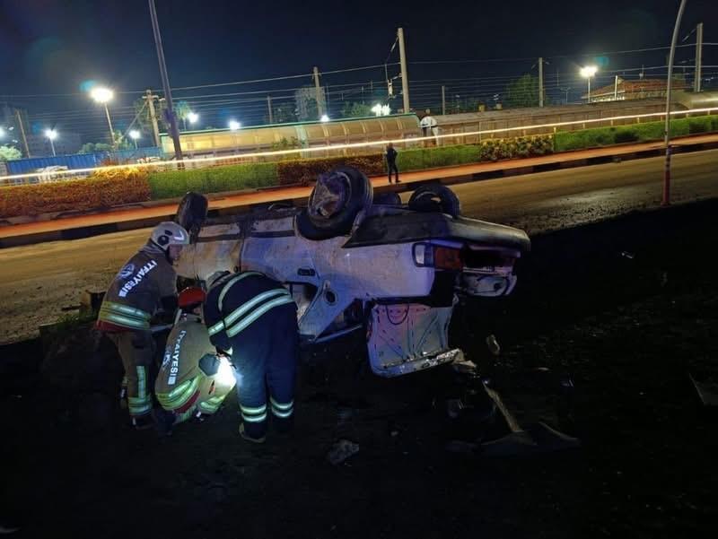 İskenderun'da otomobil takla attı: 3 yaralı