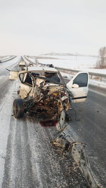 Zincirleme kazada can pazarı: 3 kişi yaralandı