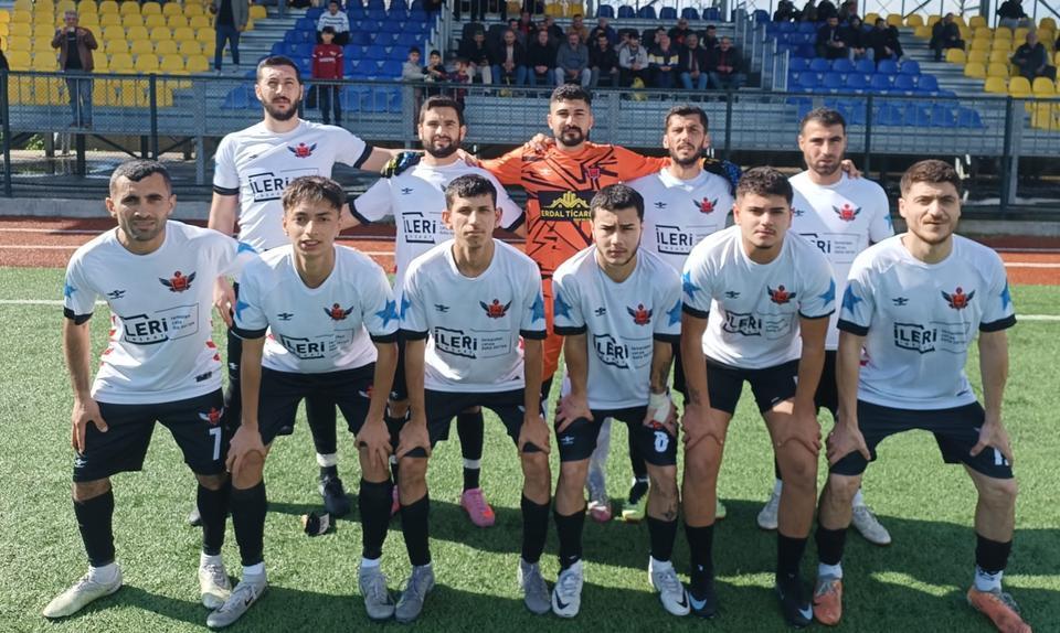 6 gollü zafer Neşetiyespor'u play-off'a taşıdı