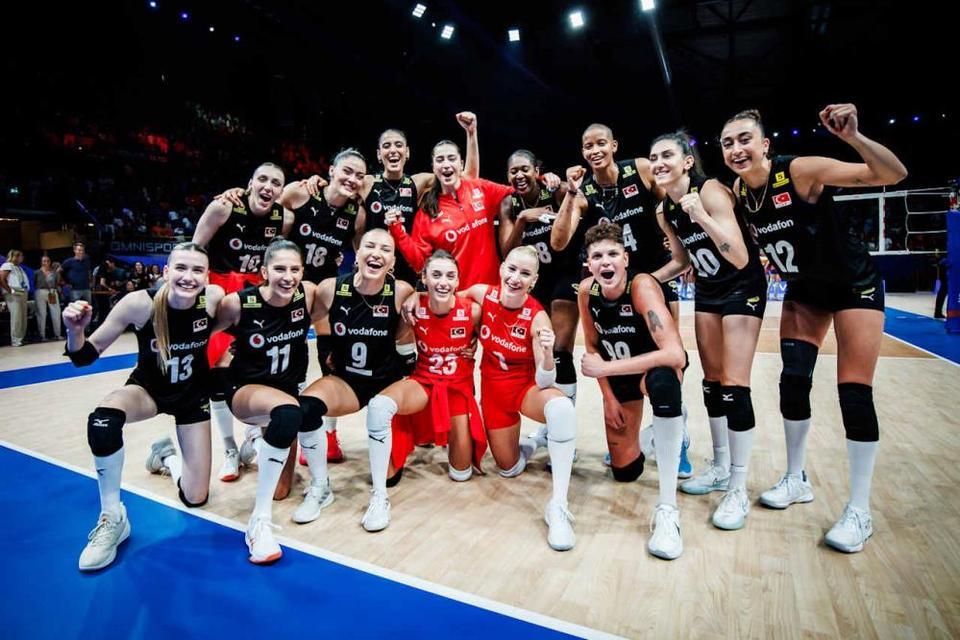 A Milli Kadın Voleybol Takımı'nın çeyrek finaldeki rakibi belli oldu