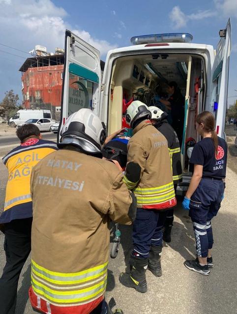İki otomobil çarpıştı: 6 yaralı