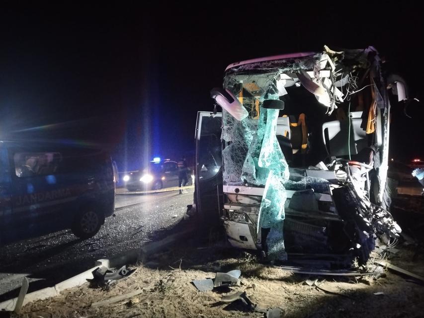 Otobüs kazasından acı haber geldi