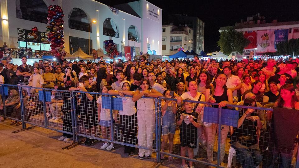 BUHARKENT'TE FESTİVAL COŞKUSU EYPİO İLE SÜRDÜ