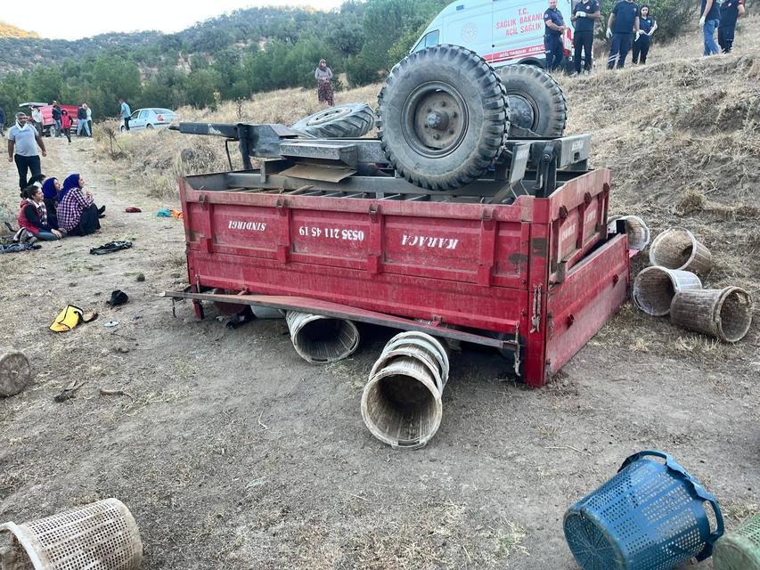 Traktör kazası yine facia ile sonuçlandı: 1 ölü, 4 yaralı