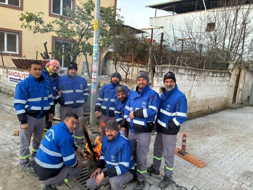 Germencik'te çaylar Başkan Zencirci'den