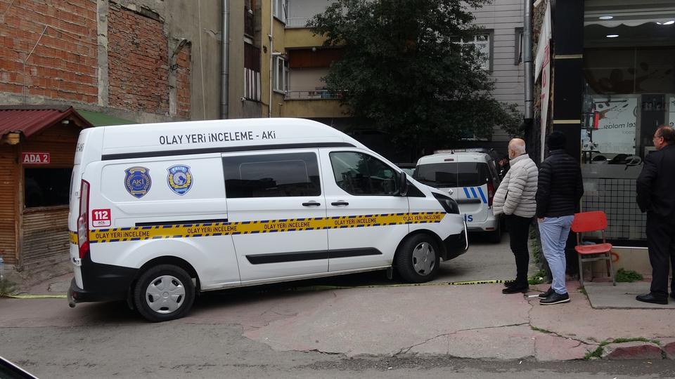 İl Başkanı'nın kardeşi otoparkta araç içinde ölü bulundu
