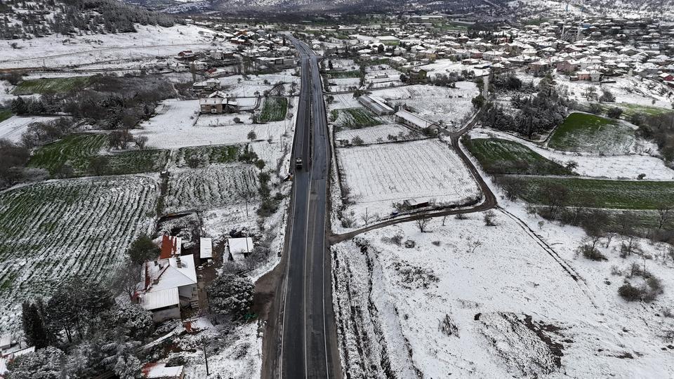 Uşak beyaza büründü