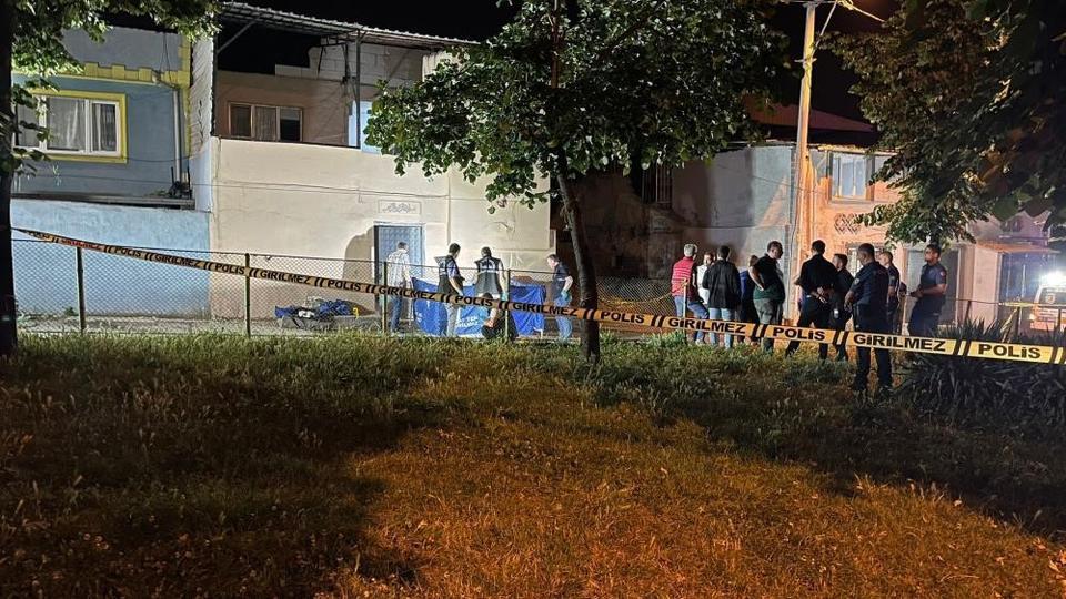 Eniştesini ve kız kardeşini öldürdü, "Eniştemin eşimle ilişkisi olduğunu düşündüm" dedi