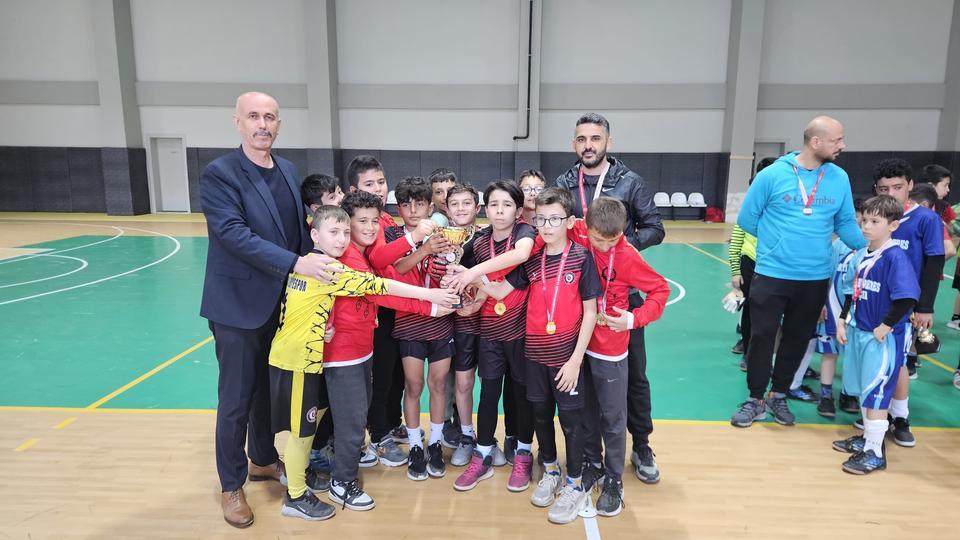 KOÇARLI'DA FUTSAL MÜSABAKASININ BİRİNCİSİ BELLİ OLDU