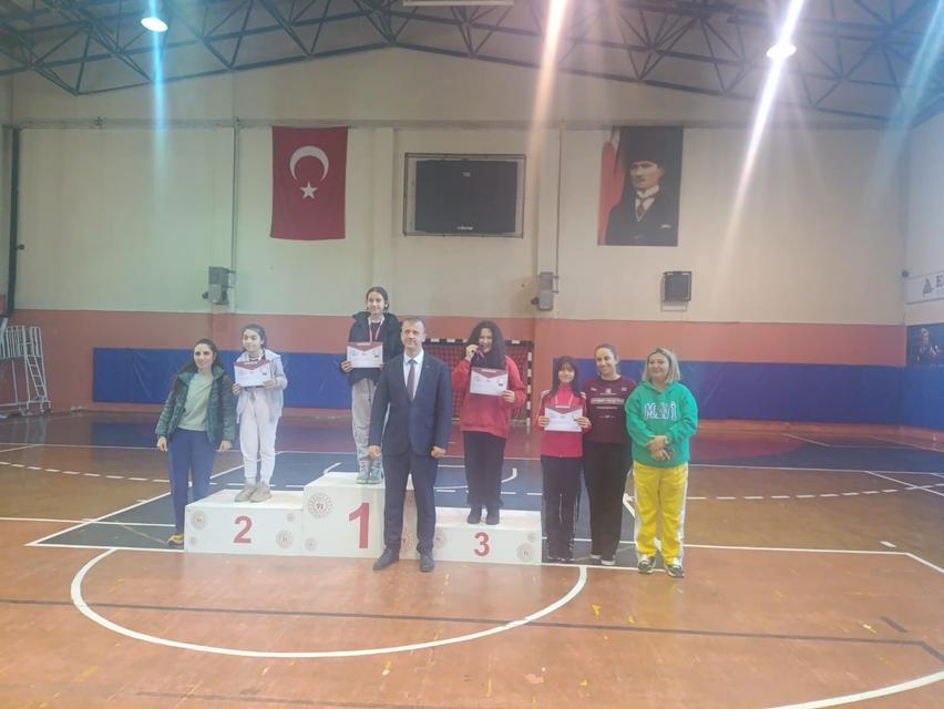 AYDIN'DA ESKRİM HEYECANI SONA ERDİ