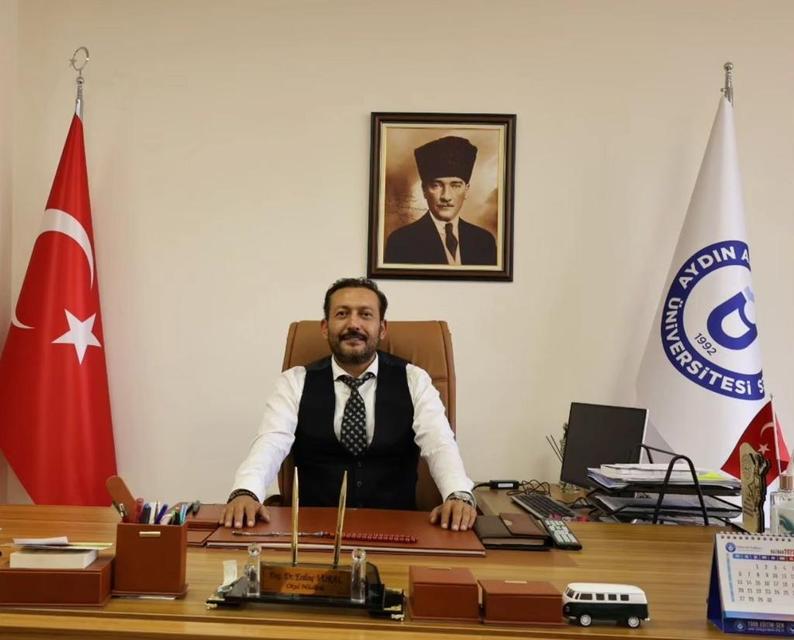 Aydın Adnan Menderes Üniversitesi Germencik Meslek Yüksek Okulu Müdürü Doç. Dr. Erdinç Vural
