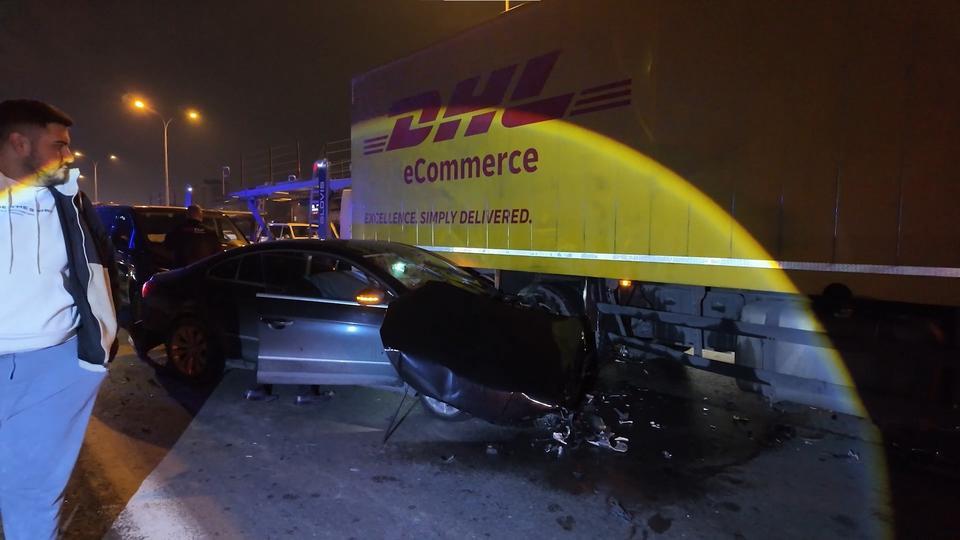 Kaçan sürücü zincirleme kazaya neden oldu