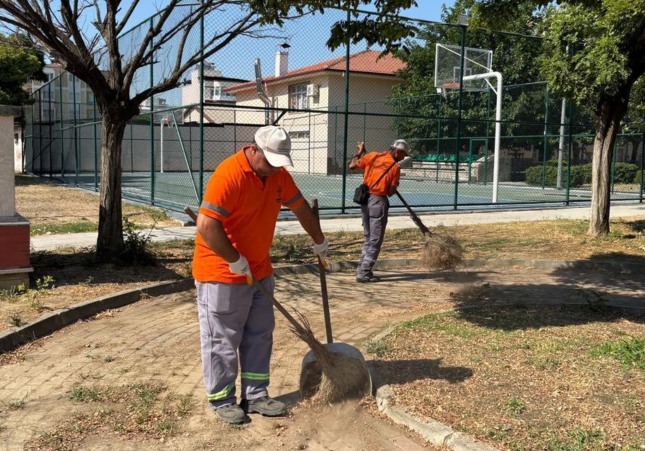 Başkan Zencirci sözünü tuttu işçiler ikramiyelerini aldı