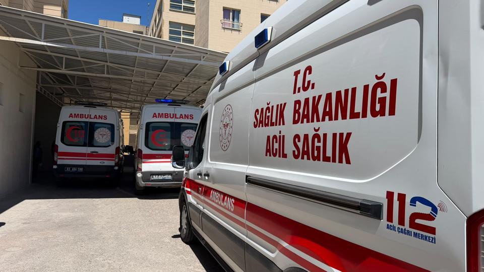 Balkondan düşen 2 yaşındaki bebek hayatını kaybetti