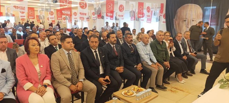 MHP Söke’de Onur Şahin dönemi başladı