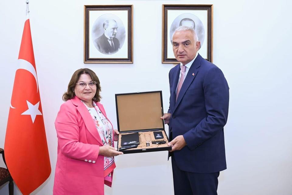 Başkan Gençay’dan, Kültür ve Turizm Bakanı Ersoy’a ziyaret