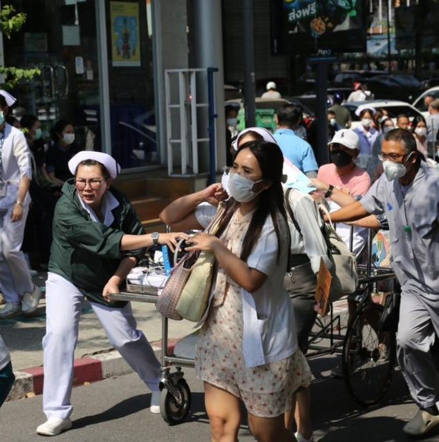 TAYLAND'DA HİSSEDİLEN DEPREMDE CAN KAYBI 17'YE YÜKSELDİ BANGKOK'TAKİ GÖKDELENİN ENKAZINDA ARAMA ÇALIŞMALARI SÜRÜYOR