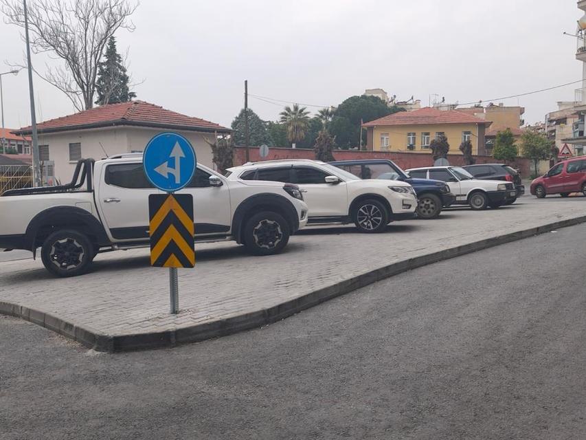 Aydın'da vatandaşlar, alınan önlemlere rağmen kurallara uymadılar