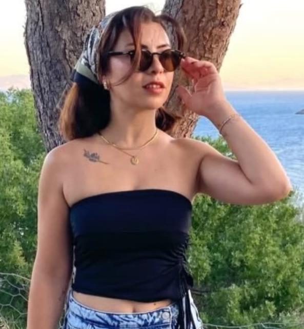 Muğla'da teknede ölü bulunan kadın Aydın'da son yolculuğuna uğurlandı