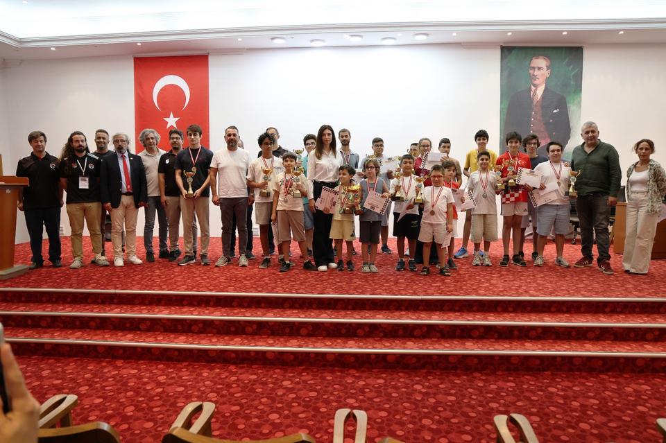 Söke'deki satranç turnuvası sona erdi