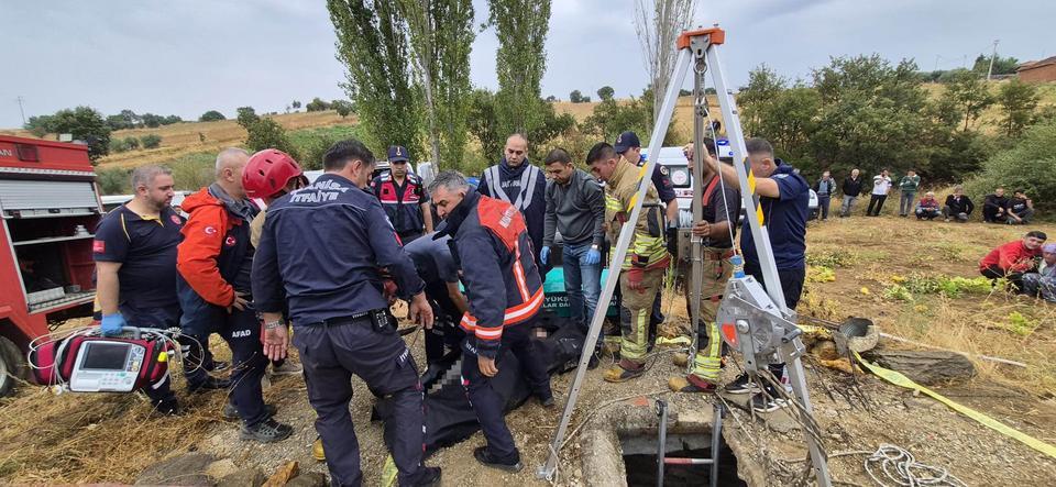 Alzaymır hastası kadının cesedi su kuyusunda bulundu