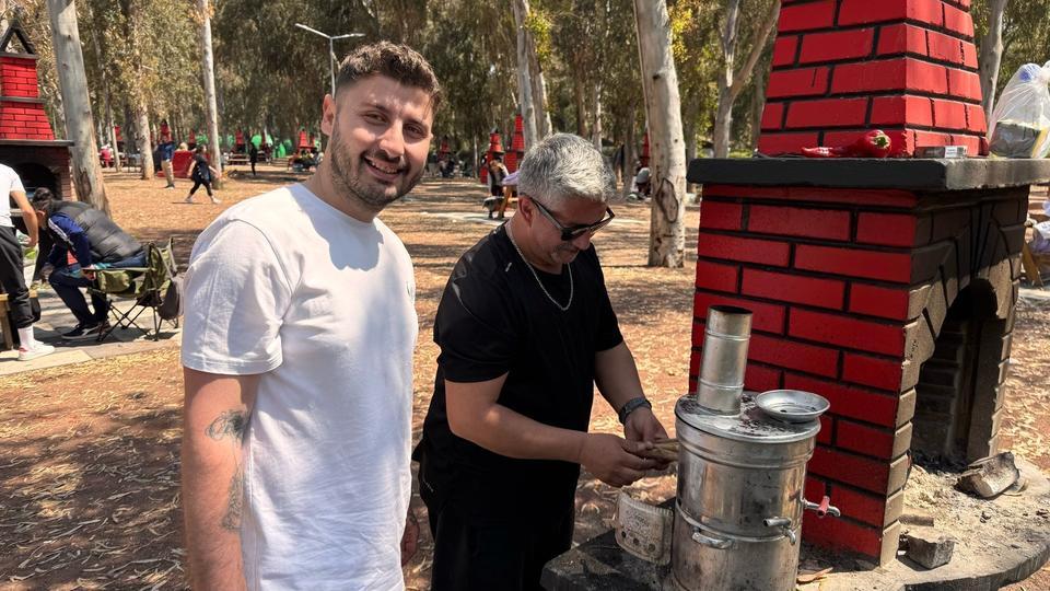 KUŞADASI SEVGİ PLAJI, PİKNİKÇİLERİN YENİ BULUŞMA NOKTASI OLDU