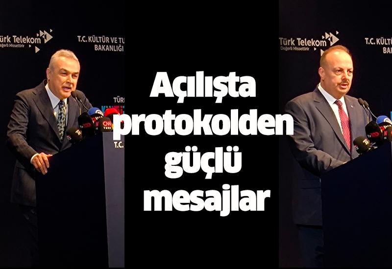 Açılışta protokolden güçlü mesajlar