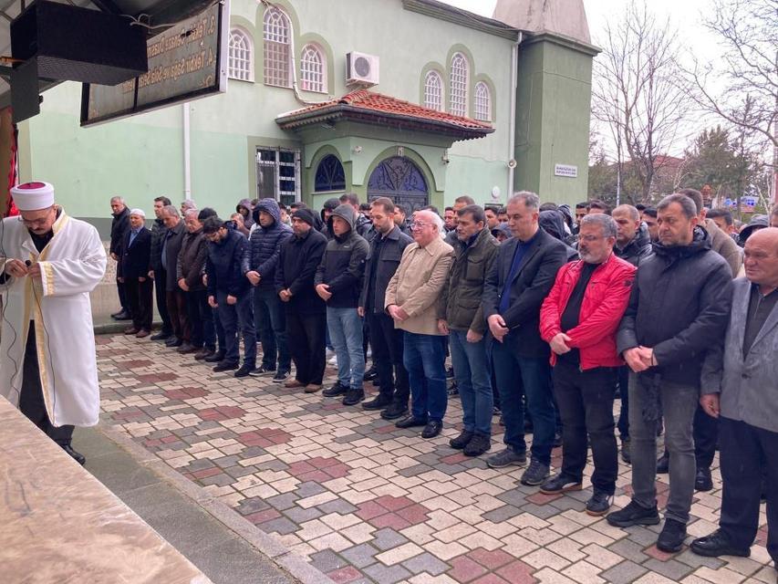 Cinayete kurban giden polis memuru son yolculuğuna uğurlandı